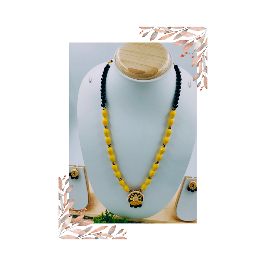 Elegant Glass Beads Necklace Set