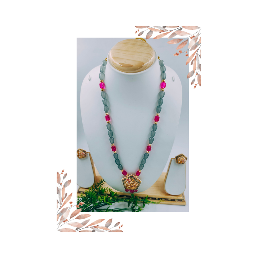 Elegant Glass Beads Necklace Set