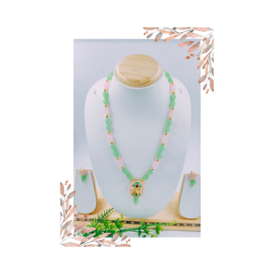 Elegant Glass Beads Necklace Set