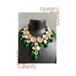Elegant Kundan Necklace Set